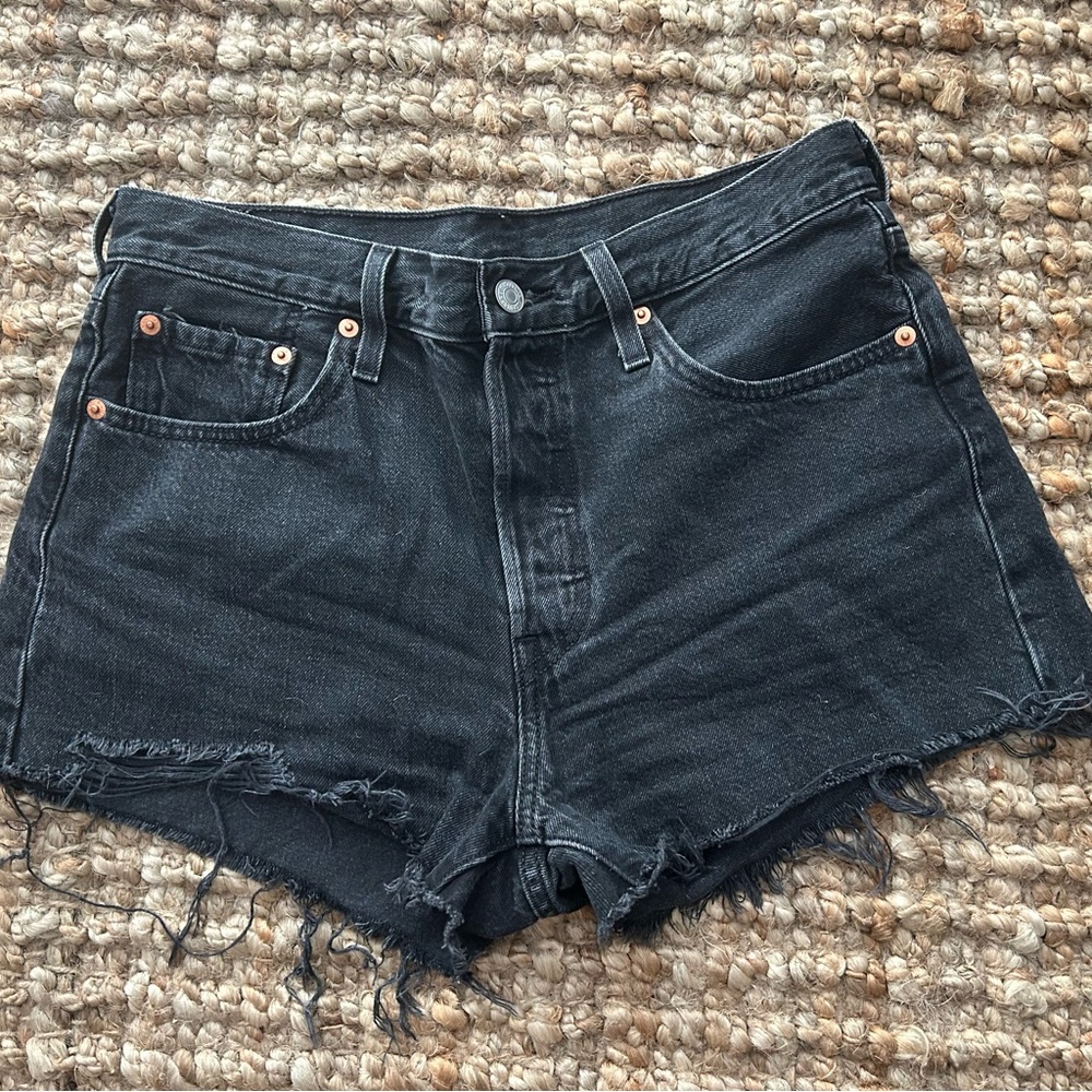 Levi's 501 Classic Black Denim Jean Shorts- women’s size 28-EUC